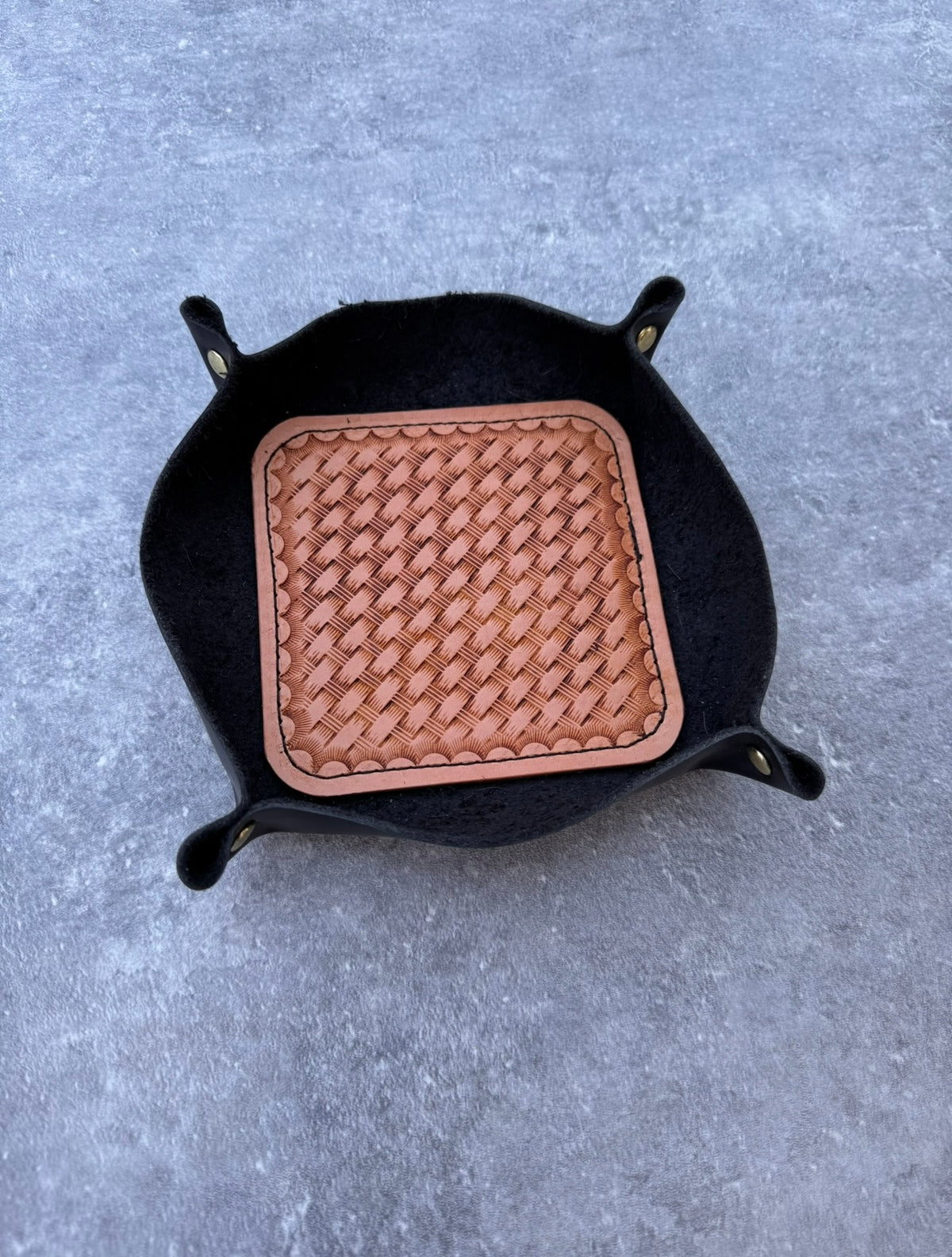 Oct 4 leather valet class